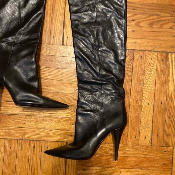 Saint Laurent leather over the knee boots! Sz 40 - Picture 4 of 11
